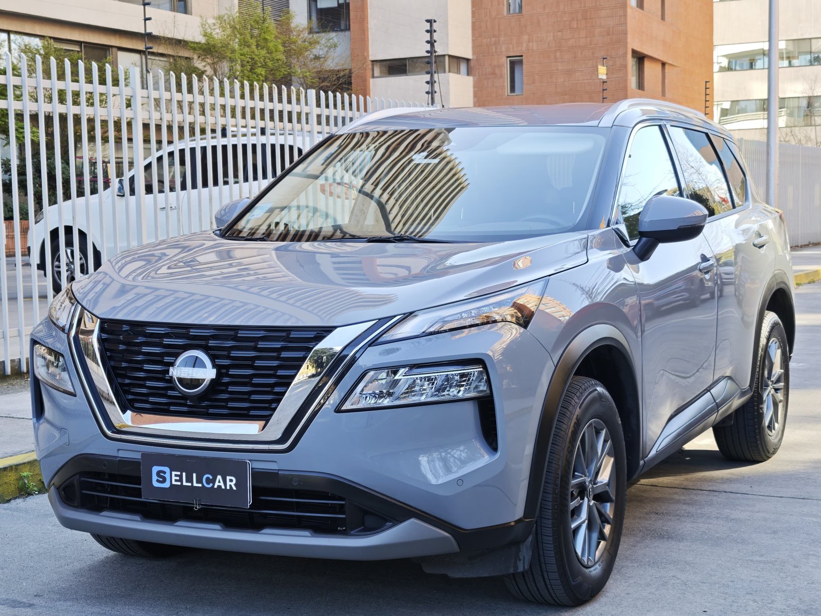Nissan X-TRAIL 2025 - Foto 2 de 19