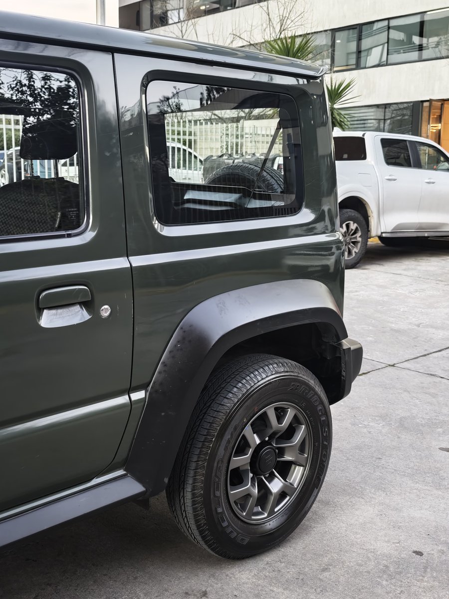 Suzuki JIMNY 2020 - Imagen 4 de 10