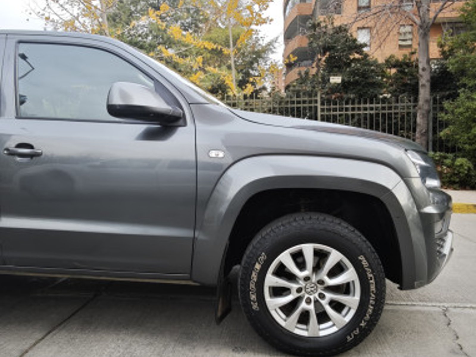 Volkswagen AMAROK TRENDLINE 4X4 2023 - Foto 5 de 13