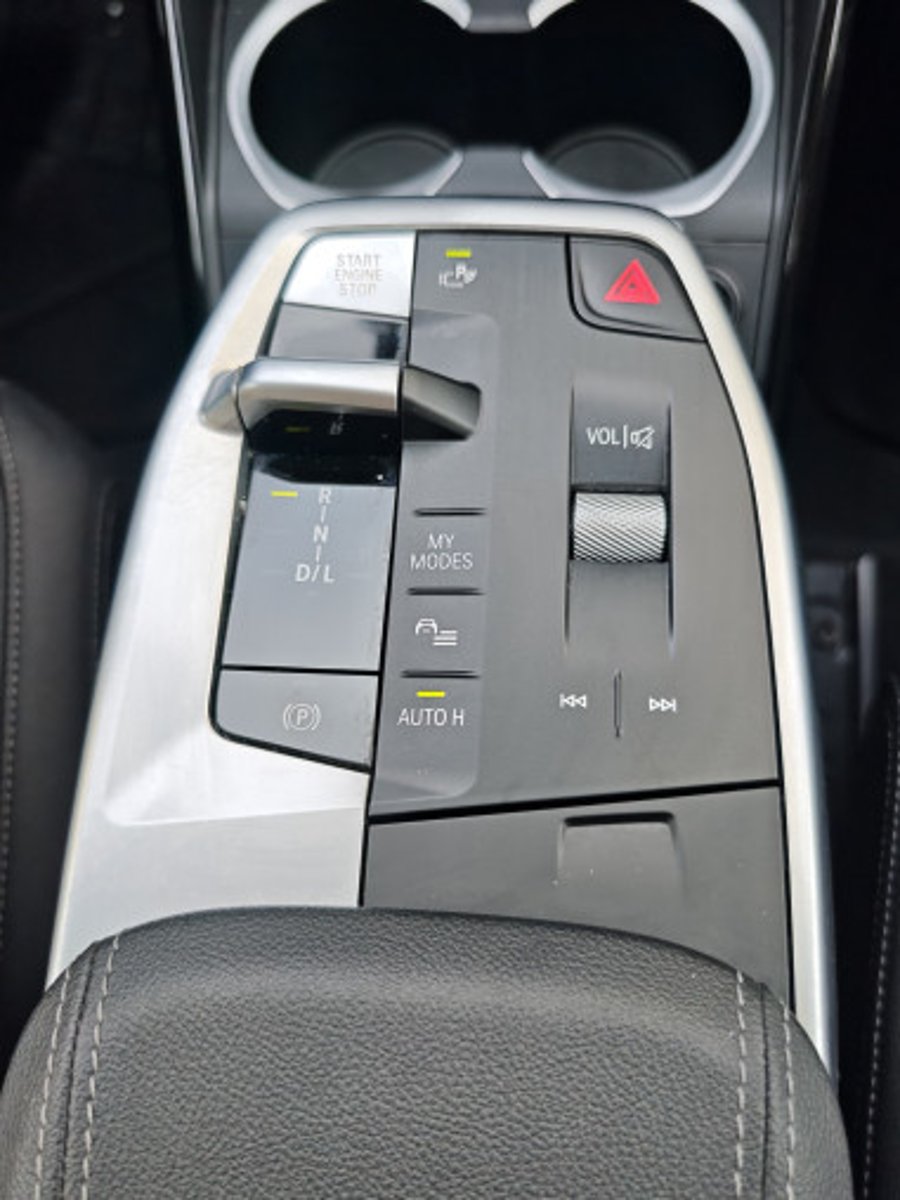 BMW X1 XDRIVE 25 E COMFORT 2023 - Imagen 6 de 14