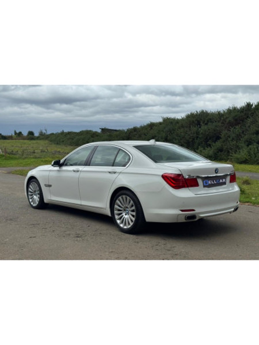 BMW 740I 2010 - Imagen 7 de 20
