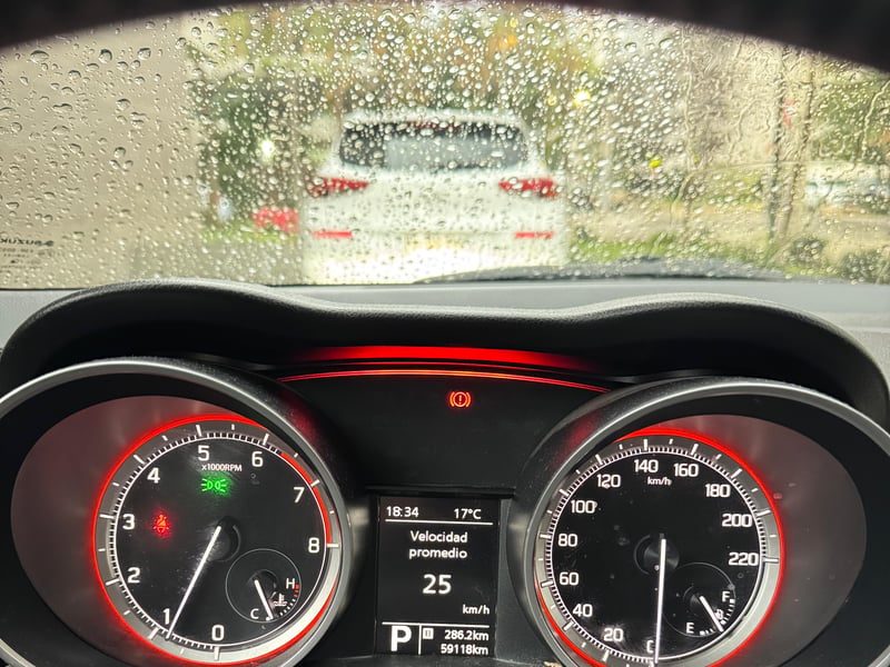 Suzuki SWIFT 2017 - Imagen 8 de 12