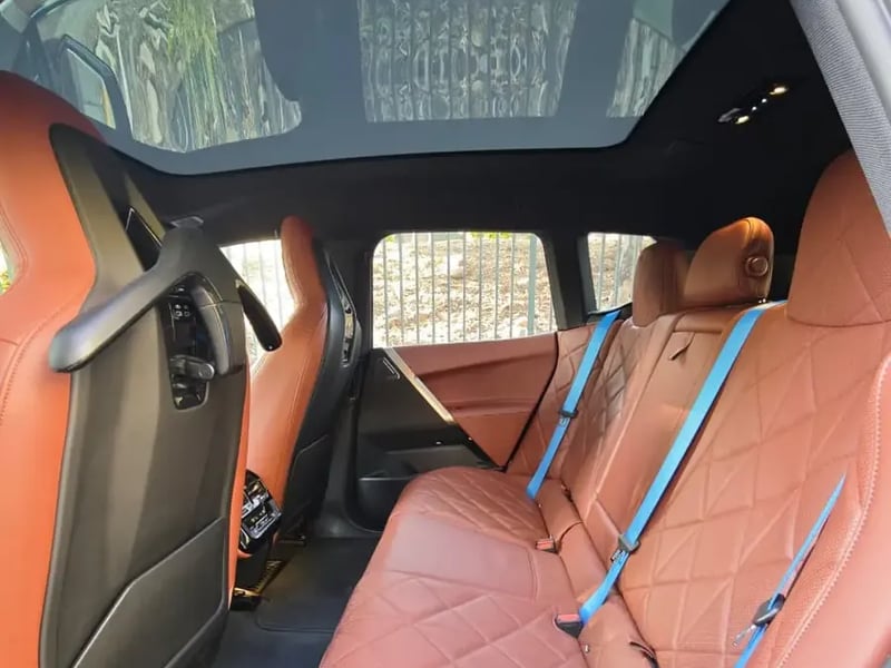 BMW IX 2023 - Imagen 12 de 20