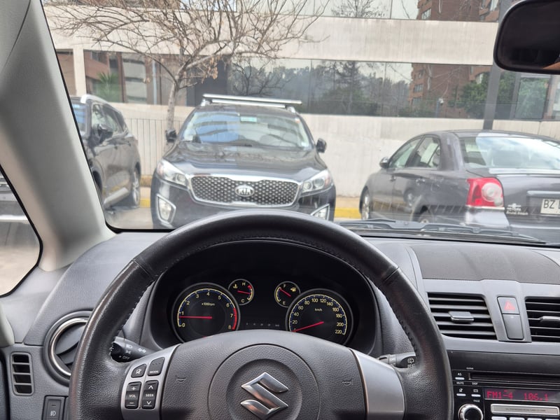 Suzuki SX4 CROSSOVER HB 4X4 1.6 2013 - Imagen 15 de 18
