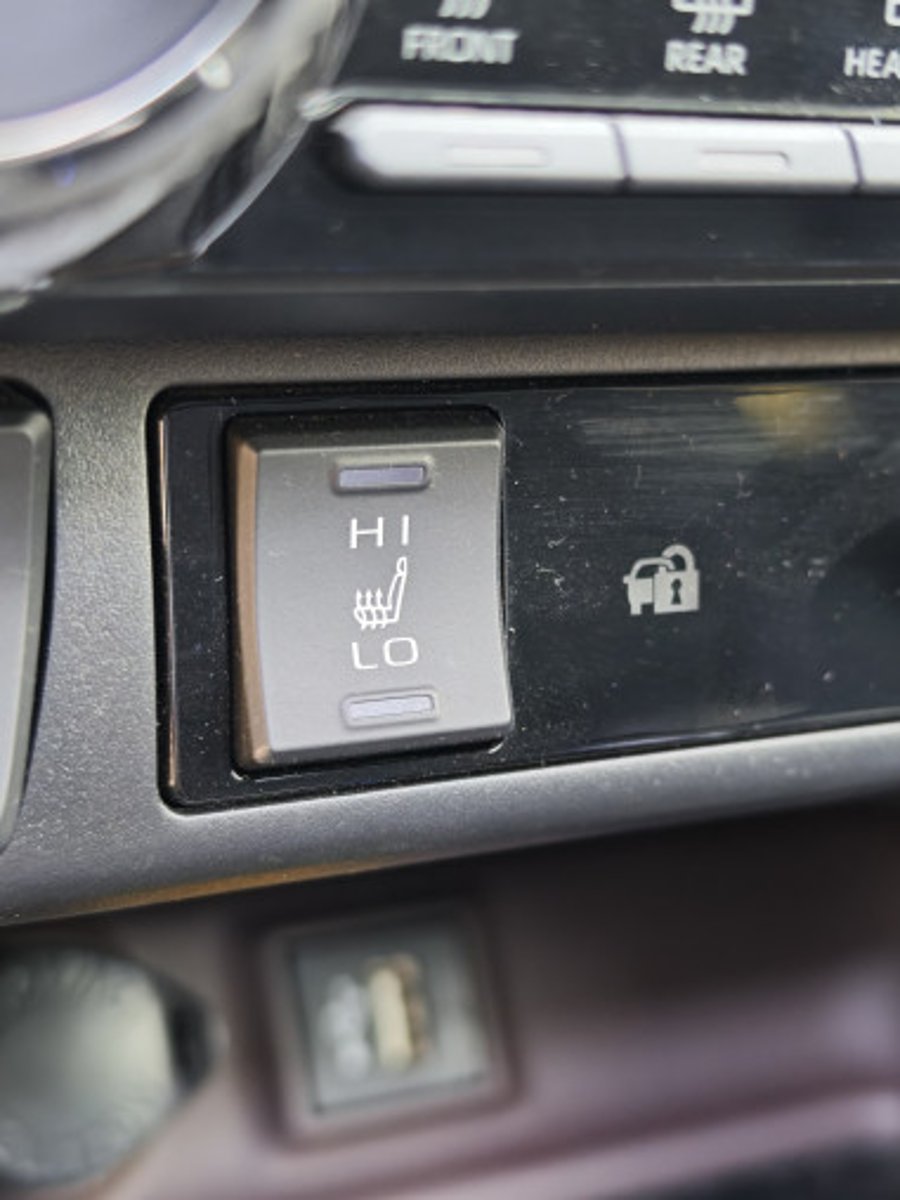 Toyota RAV4 2025 - Imagen 9 de 14