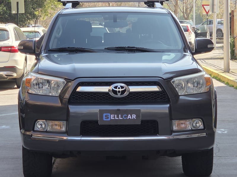 Toyota 4RUNNER 2012