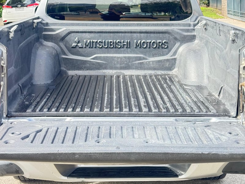 Mitsubishi L200 2018 - Imagen 13 de 17