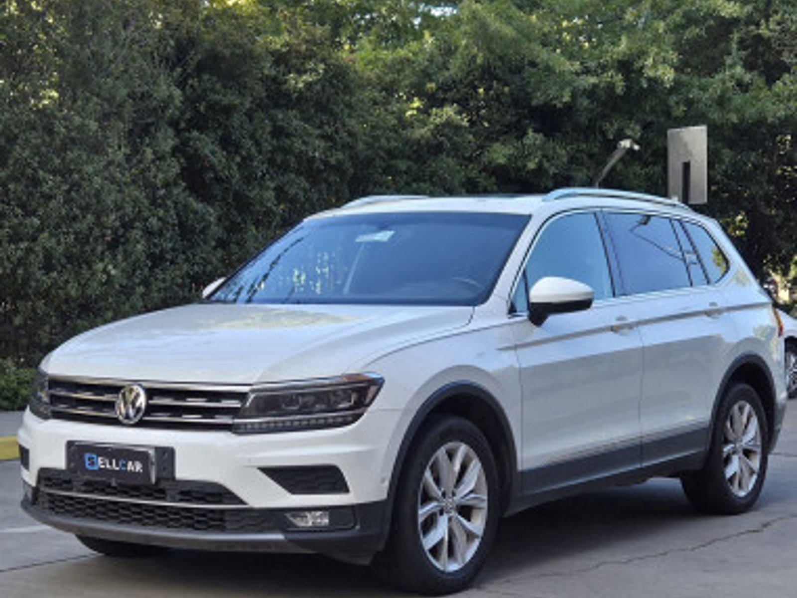Volkswagen TIGUAN 2019 - Foto 2 de 14