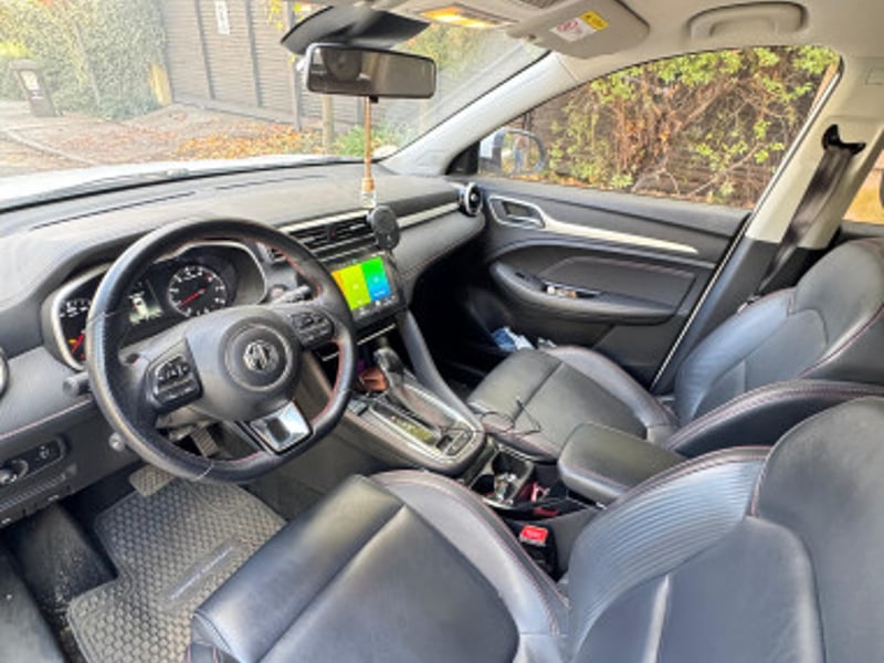 MG ZX 2024 - Imagen 8 de 10