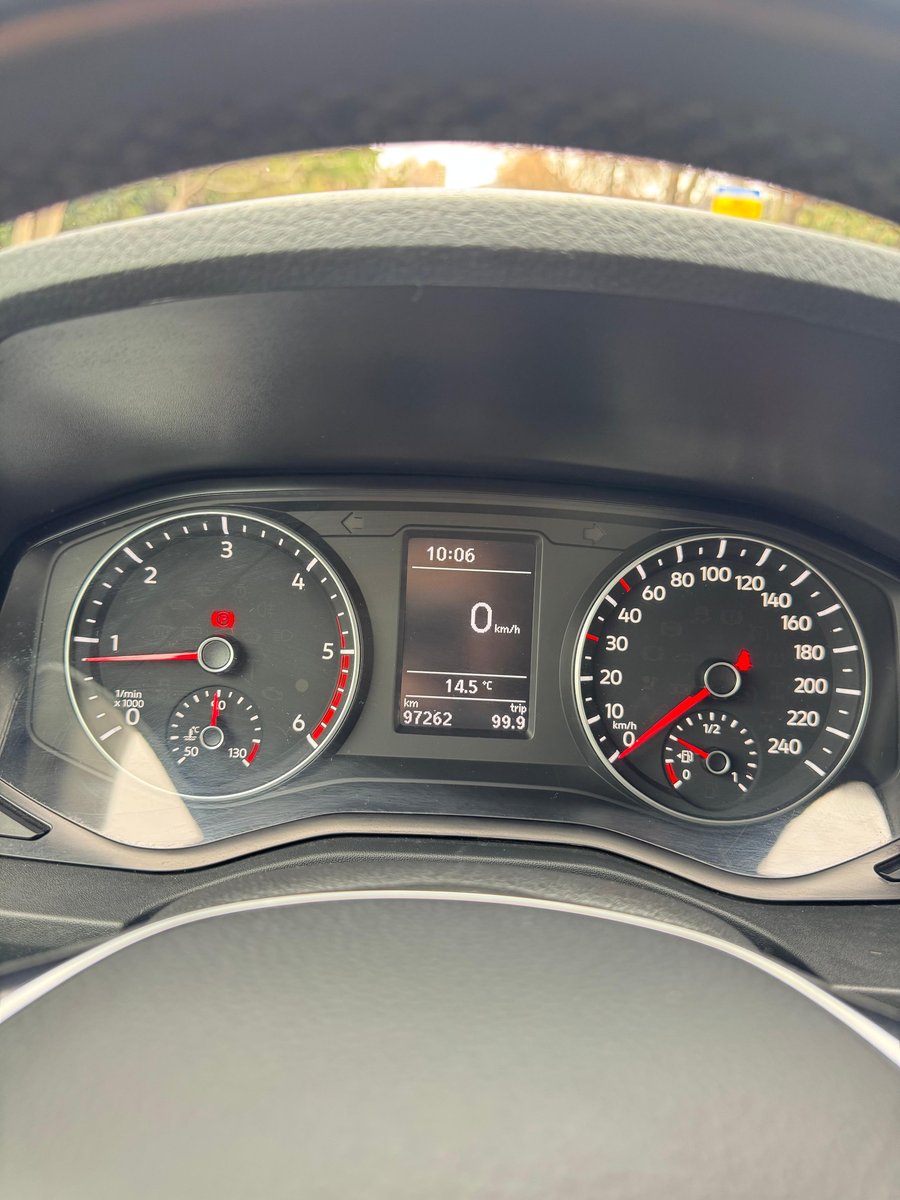 Volkswagen AMAROK 2023 - Imagen 9 de 13