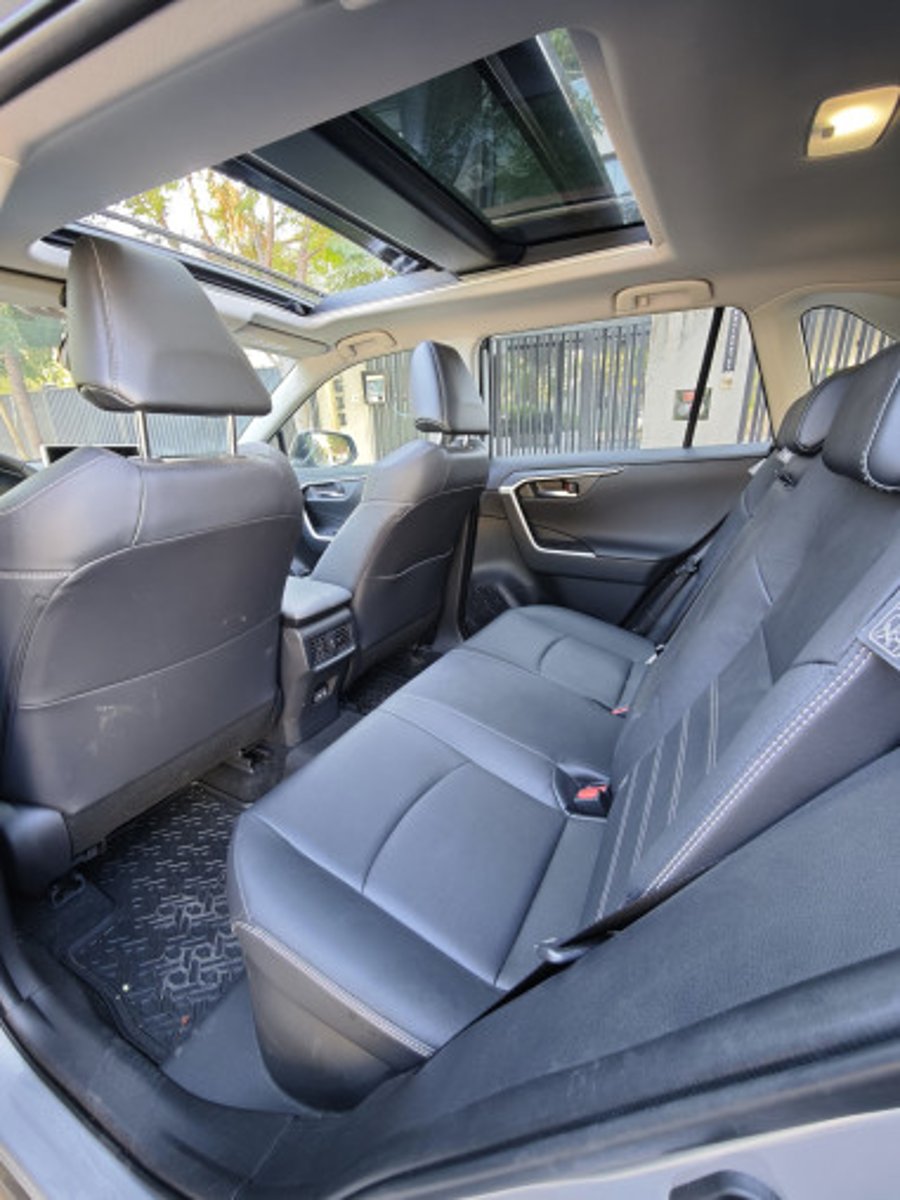 Toyota RAV4 2025 - Imagen 10 de 14