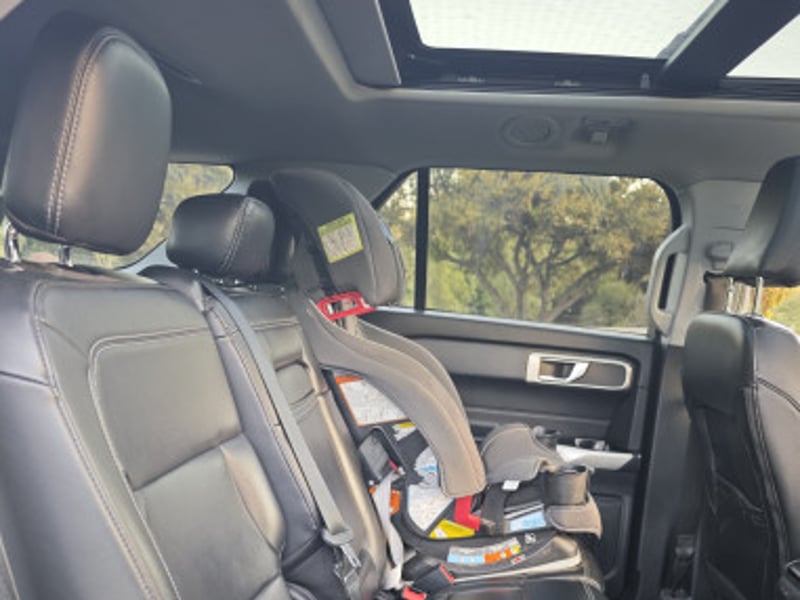 Ford EXPLORER 2023 - Imagen 12 de 14