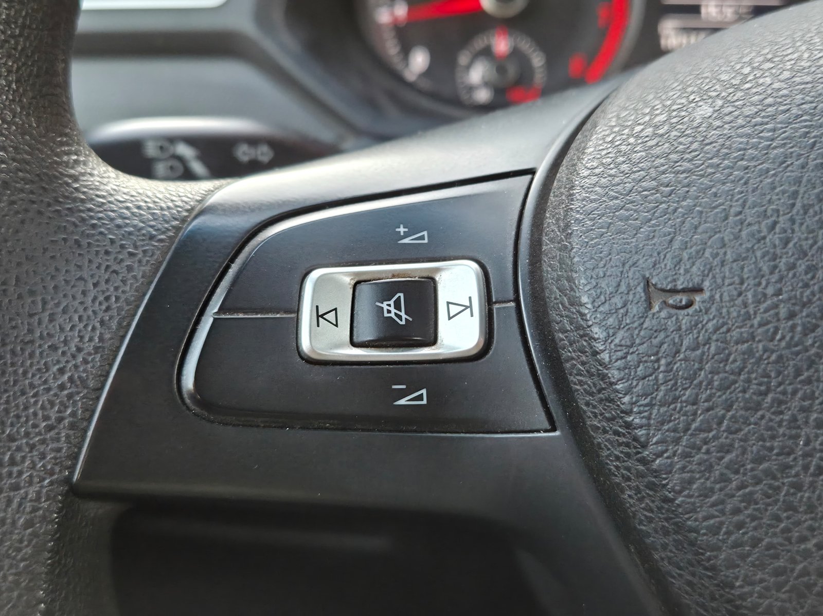 Volkswagen SAVEIRO 2024 - Imagen 5 de 11