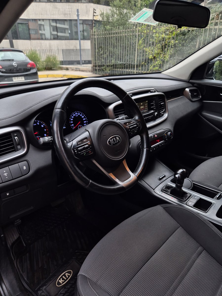 Kia SORENTO 2015 - Imagen 8 de 17