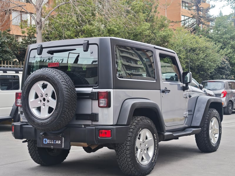 Jeep WRANGLER 2014 - Imagen 11 de 13