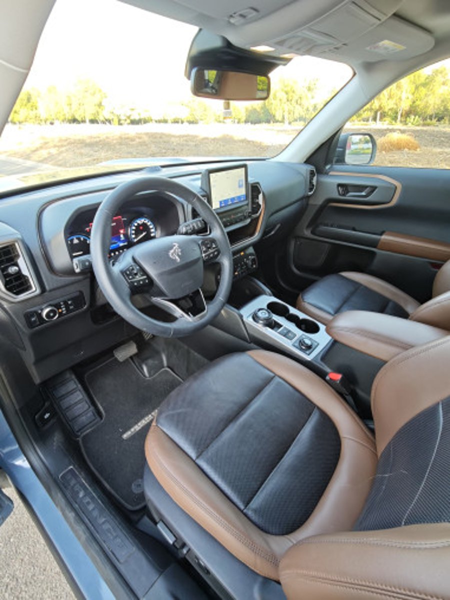 Ford Bronco 204 - Imagen 15 de 16
