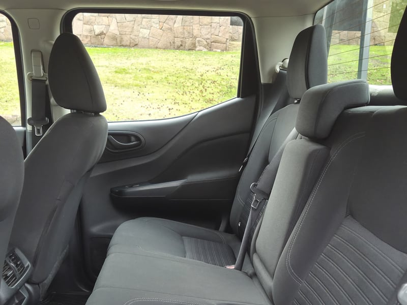 Nissan NAVARA 2023 - Imagen 8 de 12