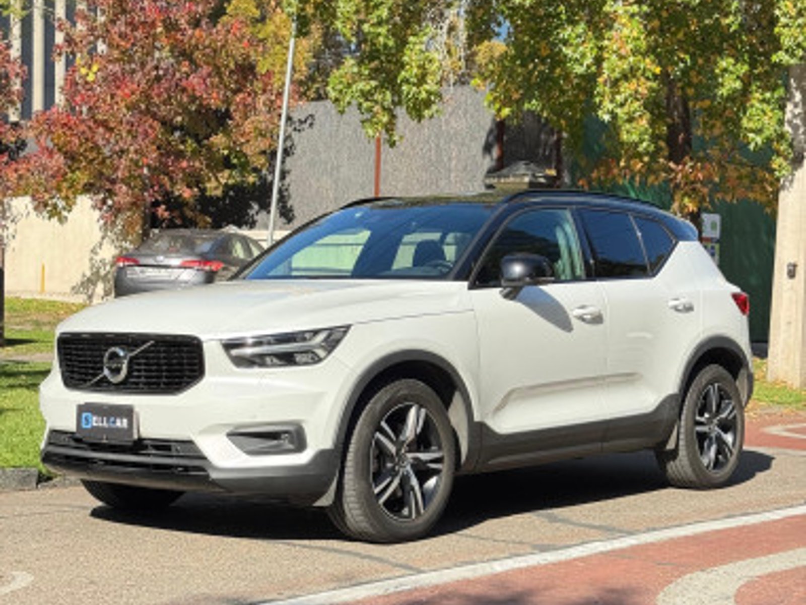 Volvo XC40 2020 - Foto 2 de 13