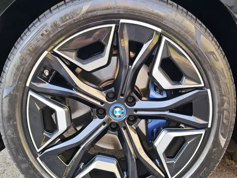BMW IX 2023 - Imagen 13 de 20
