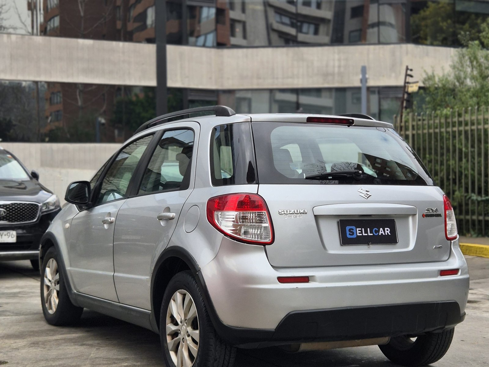 Suzuki SX4 CROSSOVER HB 4X4 1.6 2013 - Foto 5 de 18