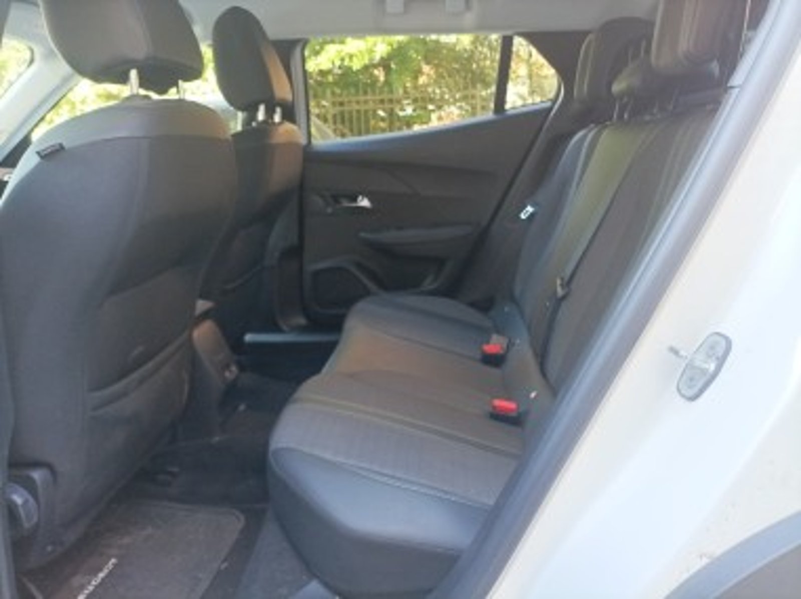 Peugeot 2008 2023 - Imagen 6 de 8