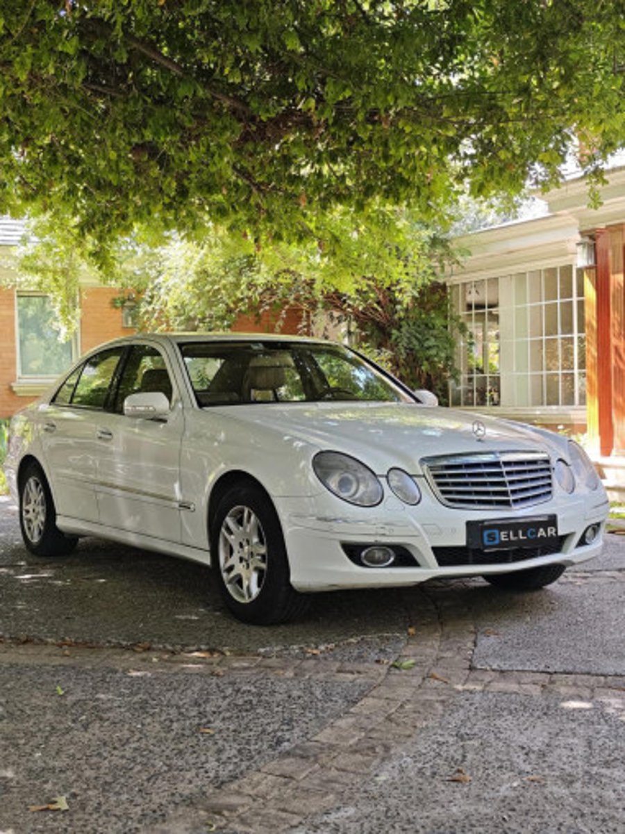 Mercedes-Benz E320 CDI V6 TURBO DIÉSEL 2008 - Imagen 3 de 16