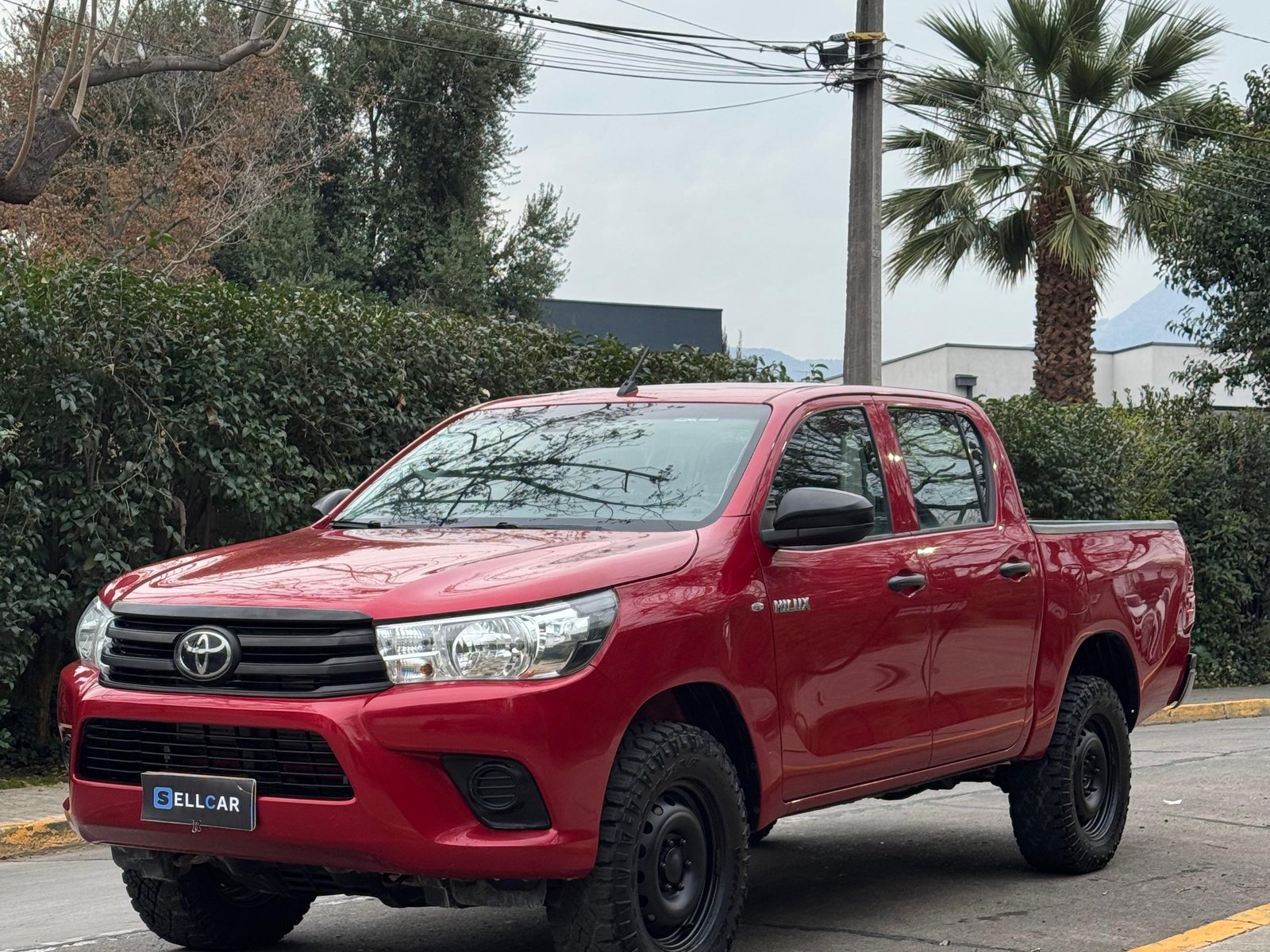 Toyota HILUX 2021 - Foto 2 de 10