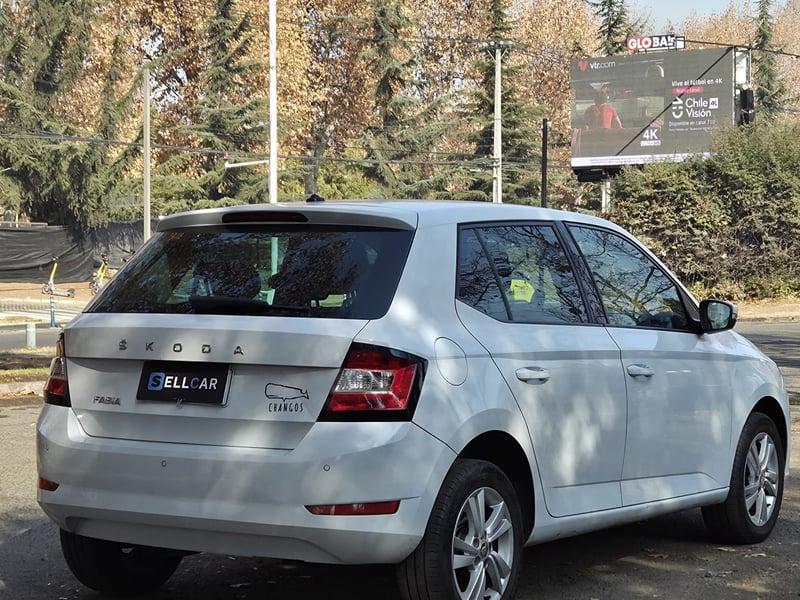 Skoda FABIA 2021 - Imagen 9 de 12