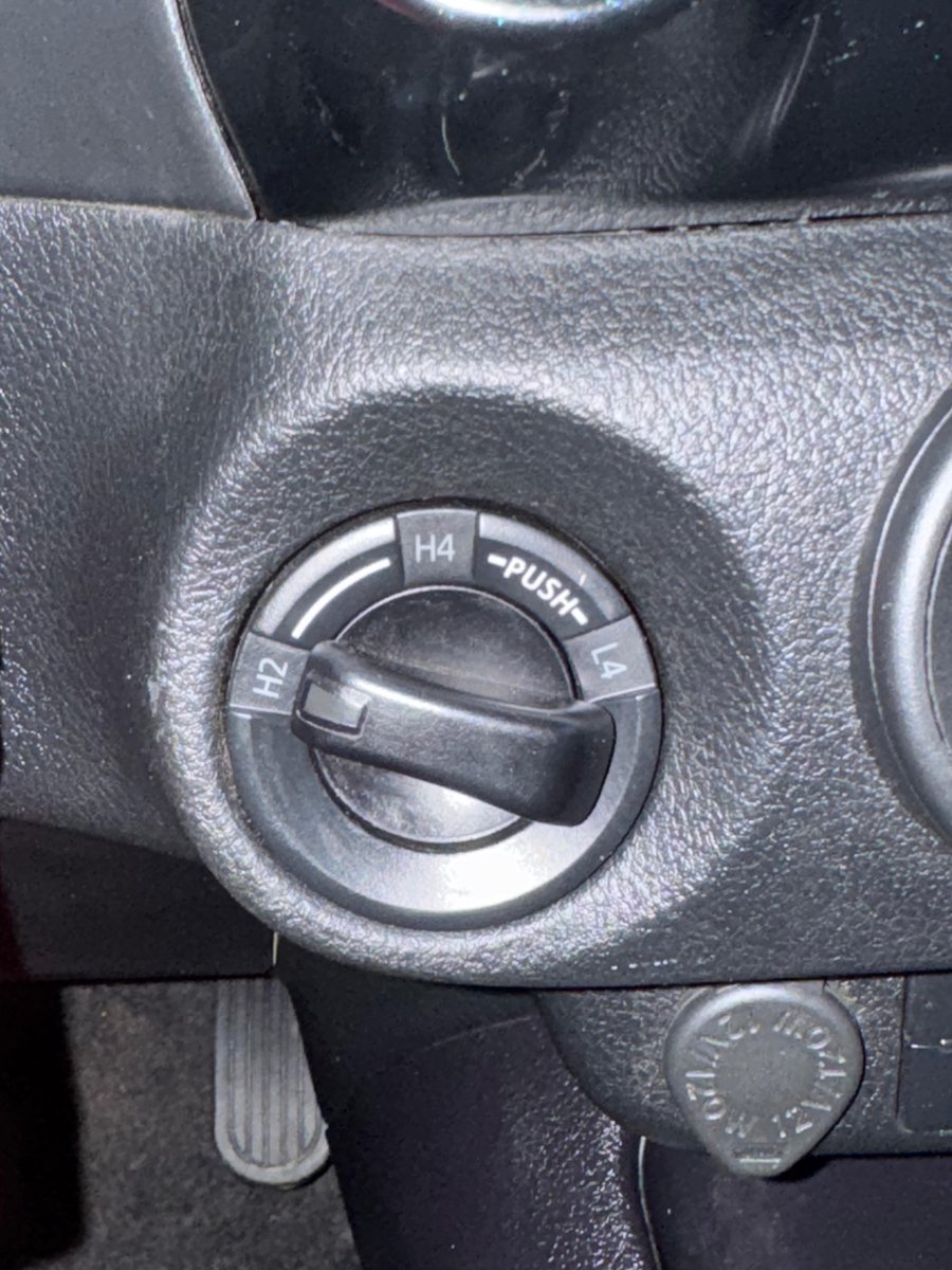 Toyota HILUX 2021 - Imagen 8 de 10