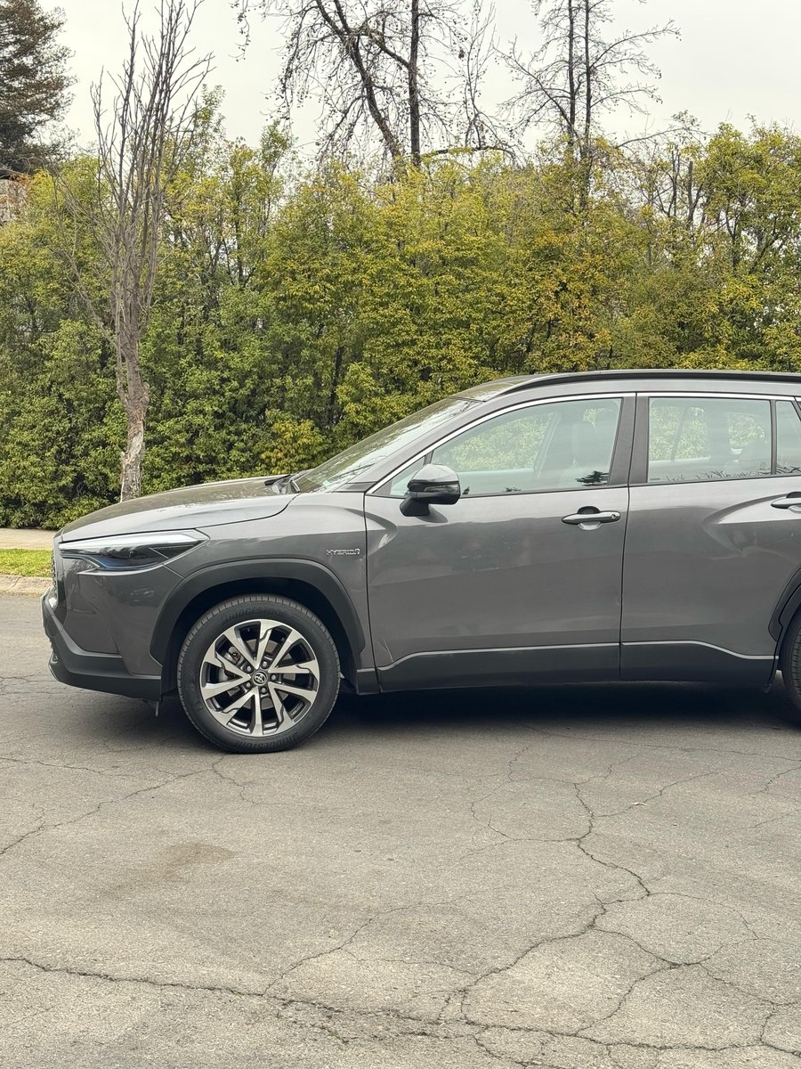Toyota COROLLA CROSS 2023 - Imagen 3 de 14