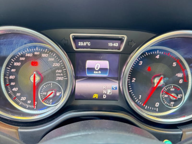 Mercedes-Benz GLE 350D 2019 - Imagen 14 de 16