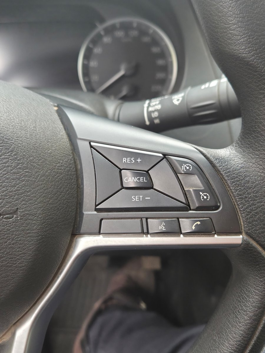 Nissan NAVARA 2024 - Imagen 10 de 16