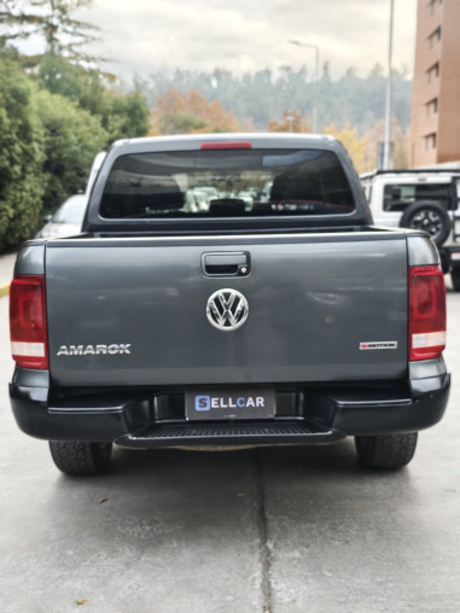 Volkswagen AMAROK TRENDLINE 4X4 2023 - Imagen 7 de 13
