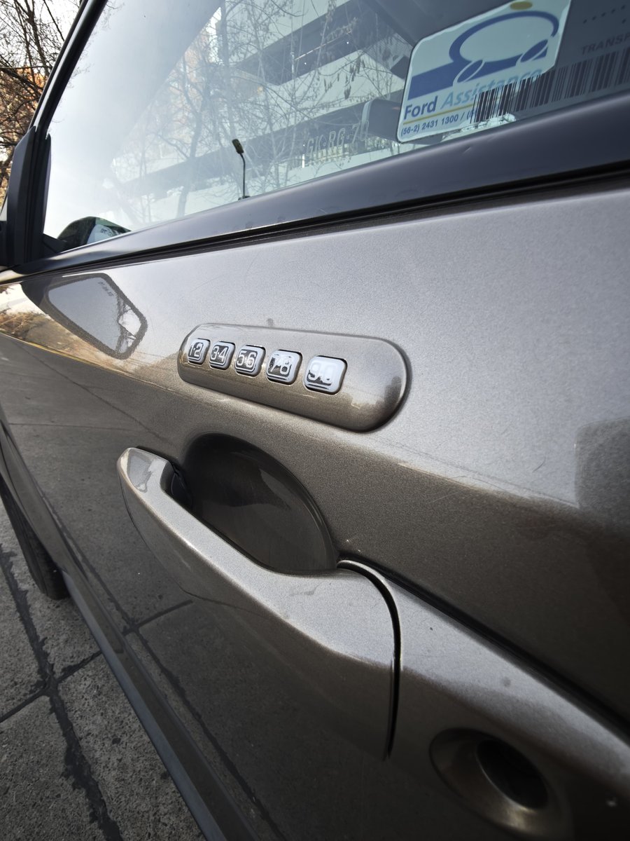 Ford EDGE 2014 - Imagen 9 de 12