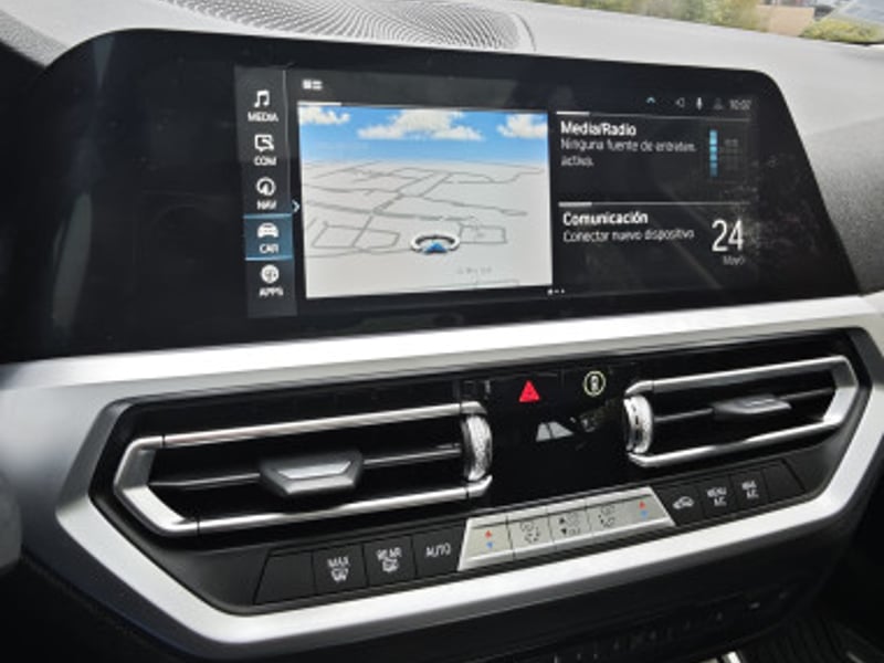 BMW 330E 2021 - Imagen 10 de 18