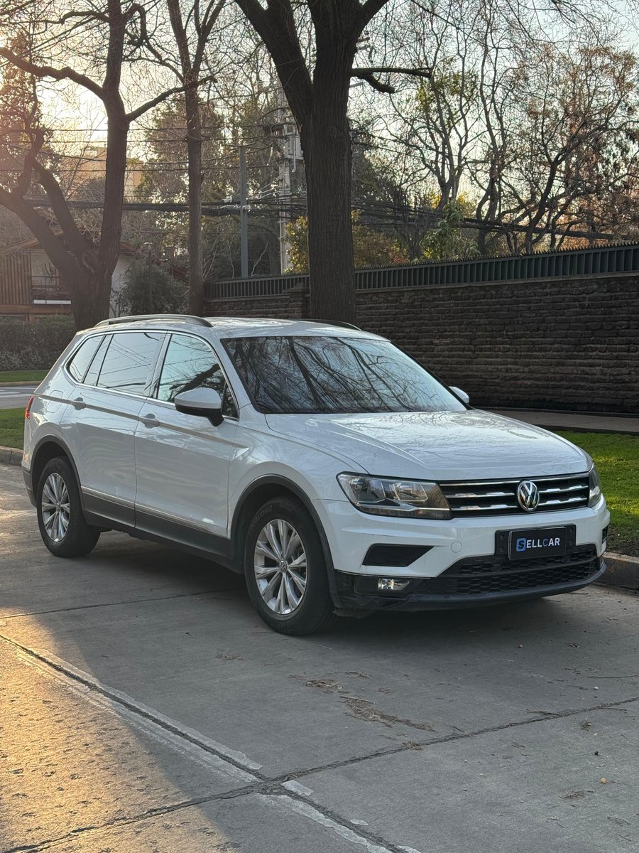 Volkswagen TIGUAN 2018 - Imagen 3 de 12