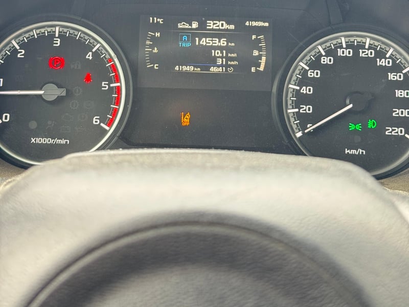 Mazda BT-50 2023 - Imagen 10 de 14