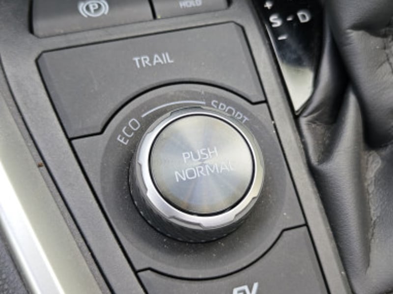 Toyota RAV4 2025 - Imagen 11 de 14