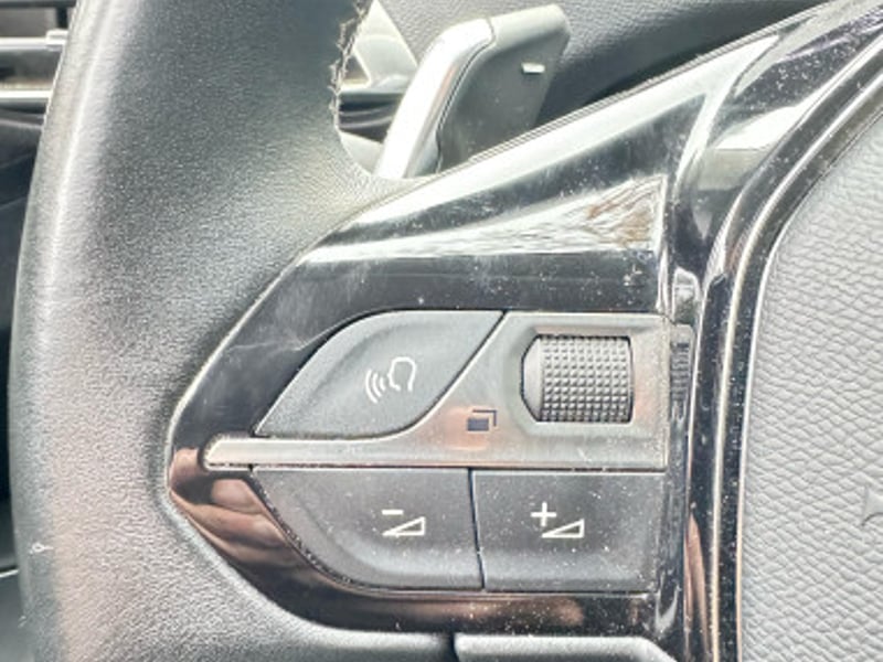 Peugeot 3008 2021 - Imagen 10 de 15