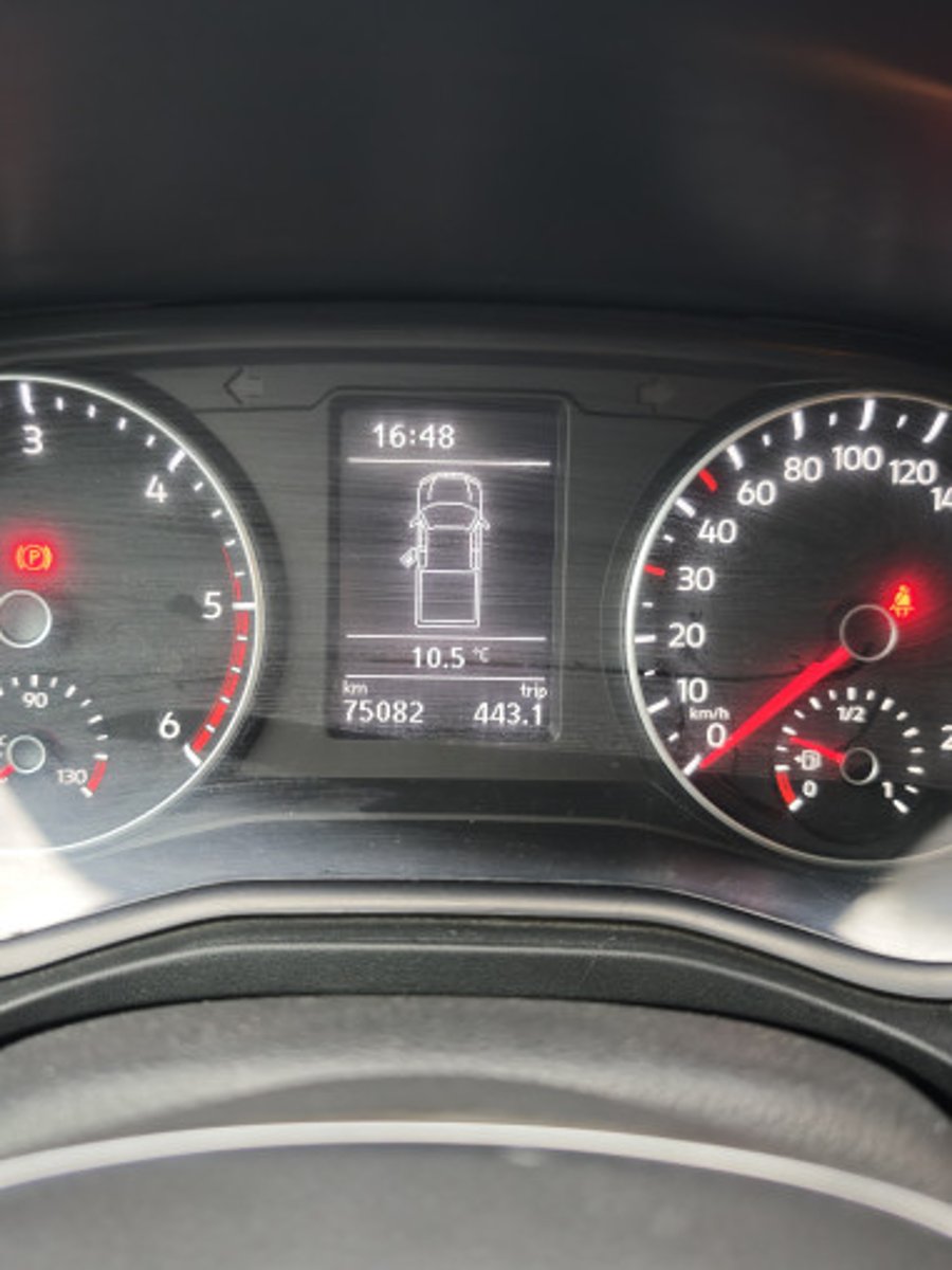 Volkswagen Amarok 2023 - Imagen 9 de 12