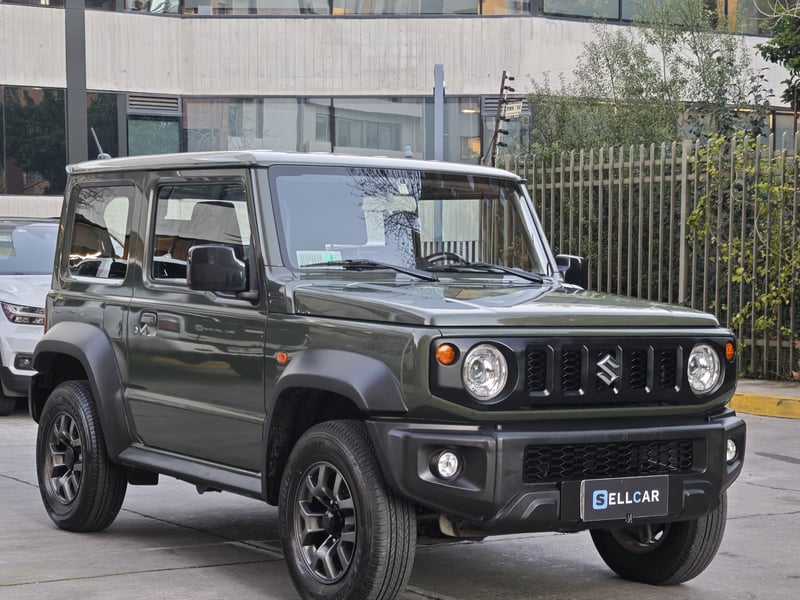 Suzuki JIMNY 2020 - Imagen 3 de 10