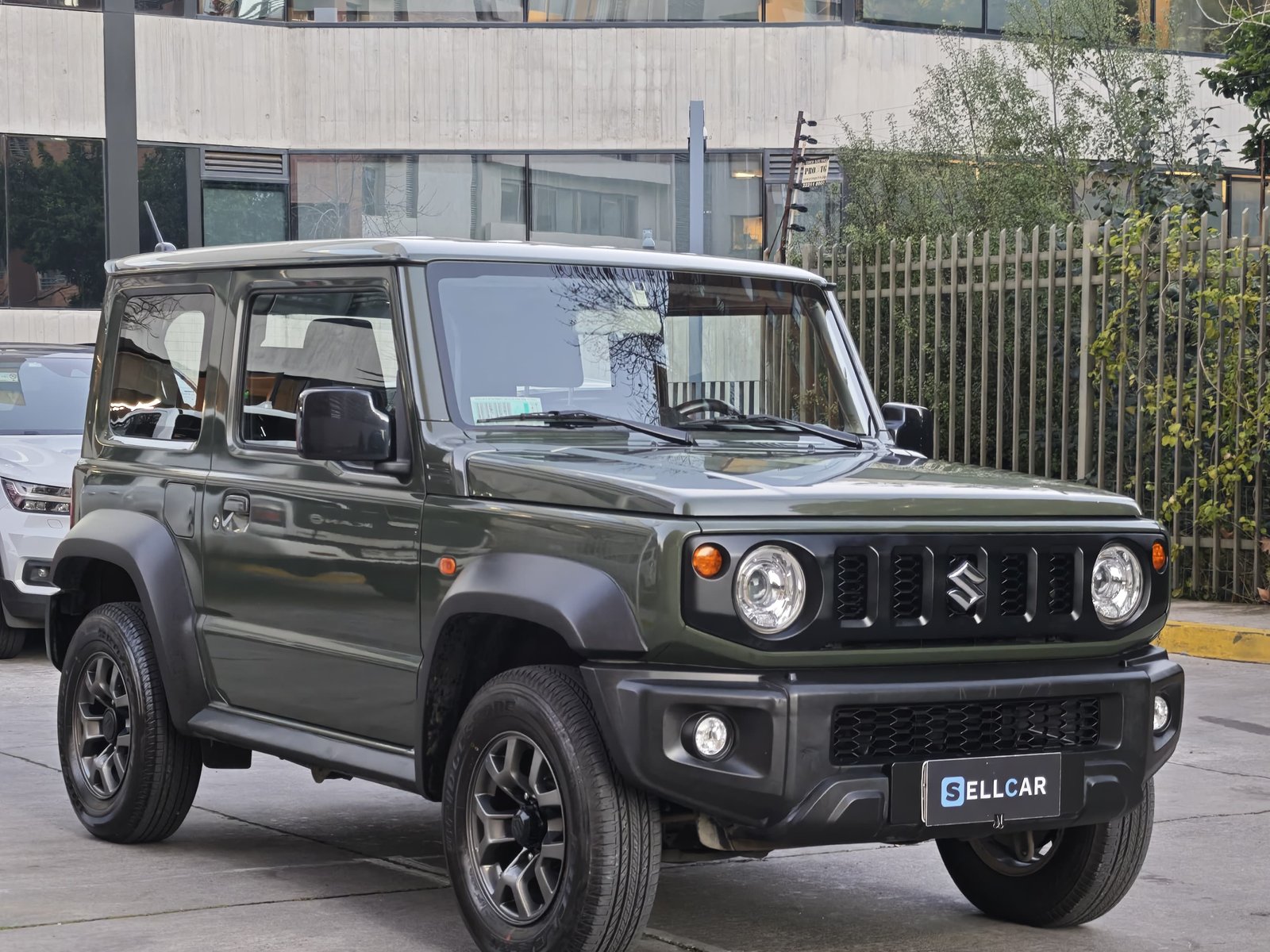 Suzuki JIMNY 2020 - Foto 3 de 10
