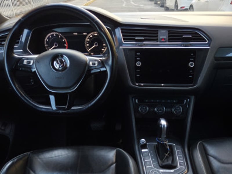 Volkswagen TIGUAN 2019 - Imagen 11 de 14