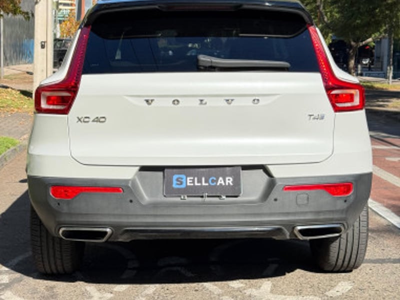 Volvo XC40 2020 - Imagen 5 de 13