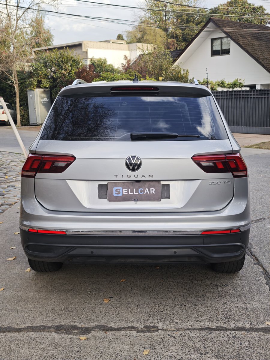 Volkswagen TIGUAN 2023 - Imagen 6 de 17