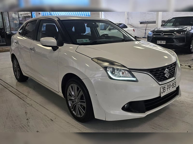 Suzuki BALENO Baleno glx at 2017 - Imagen 3 de 20