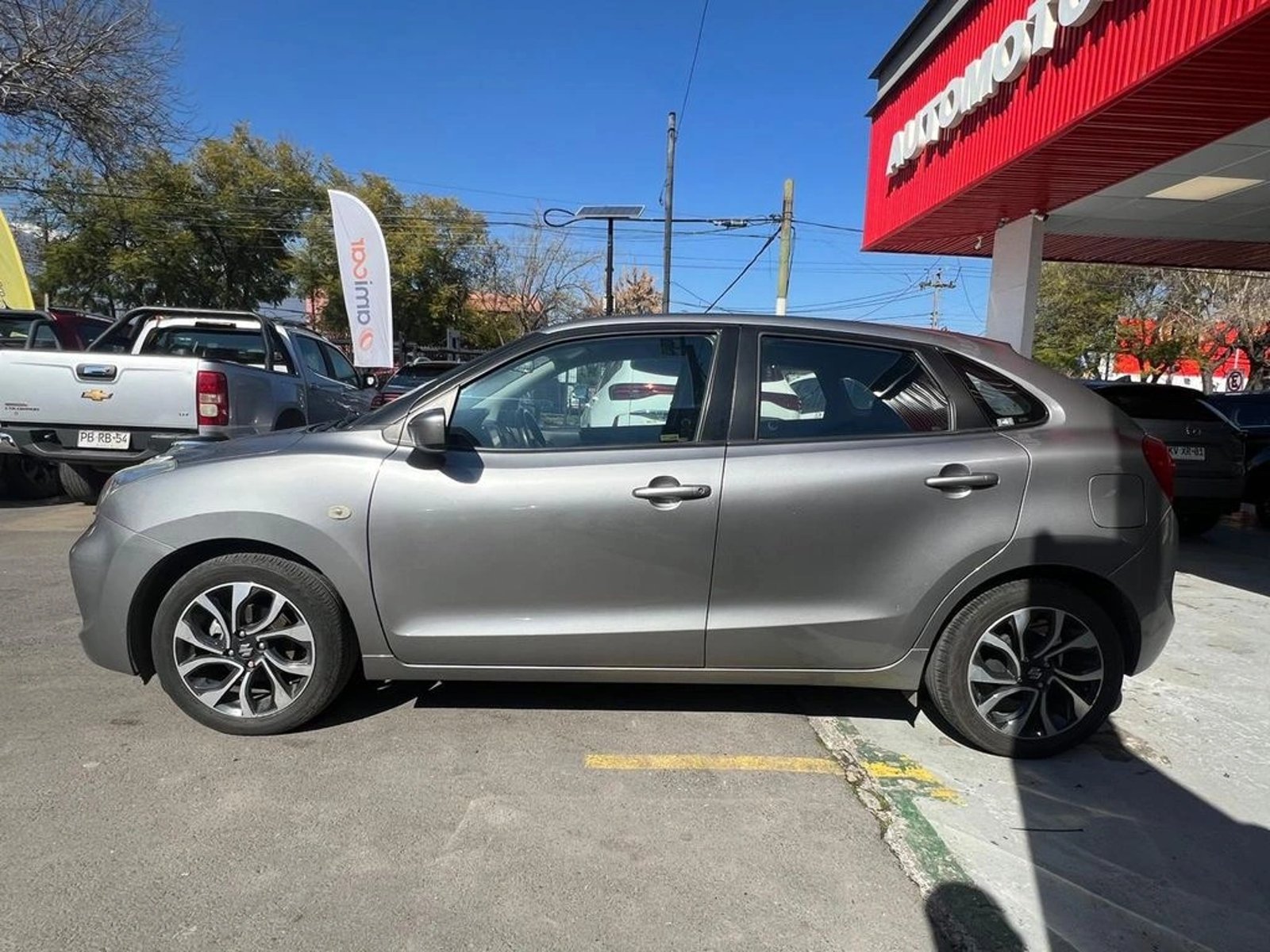 Suzuki BALENO GL 2020 - Foto 4 de 13