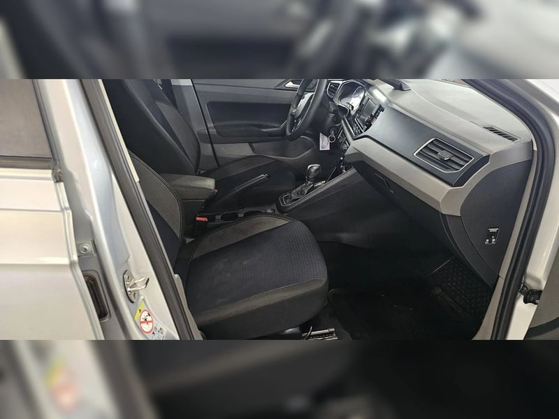 Volkswagen POLO POLO 1.6 AT6 COMFORTLINE AT 2019 - Imagen 13 de 20