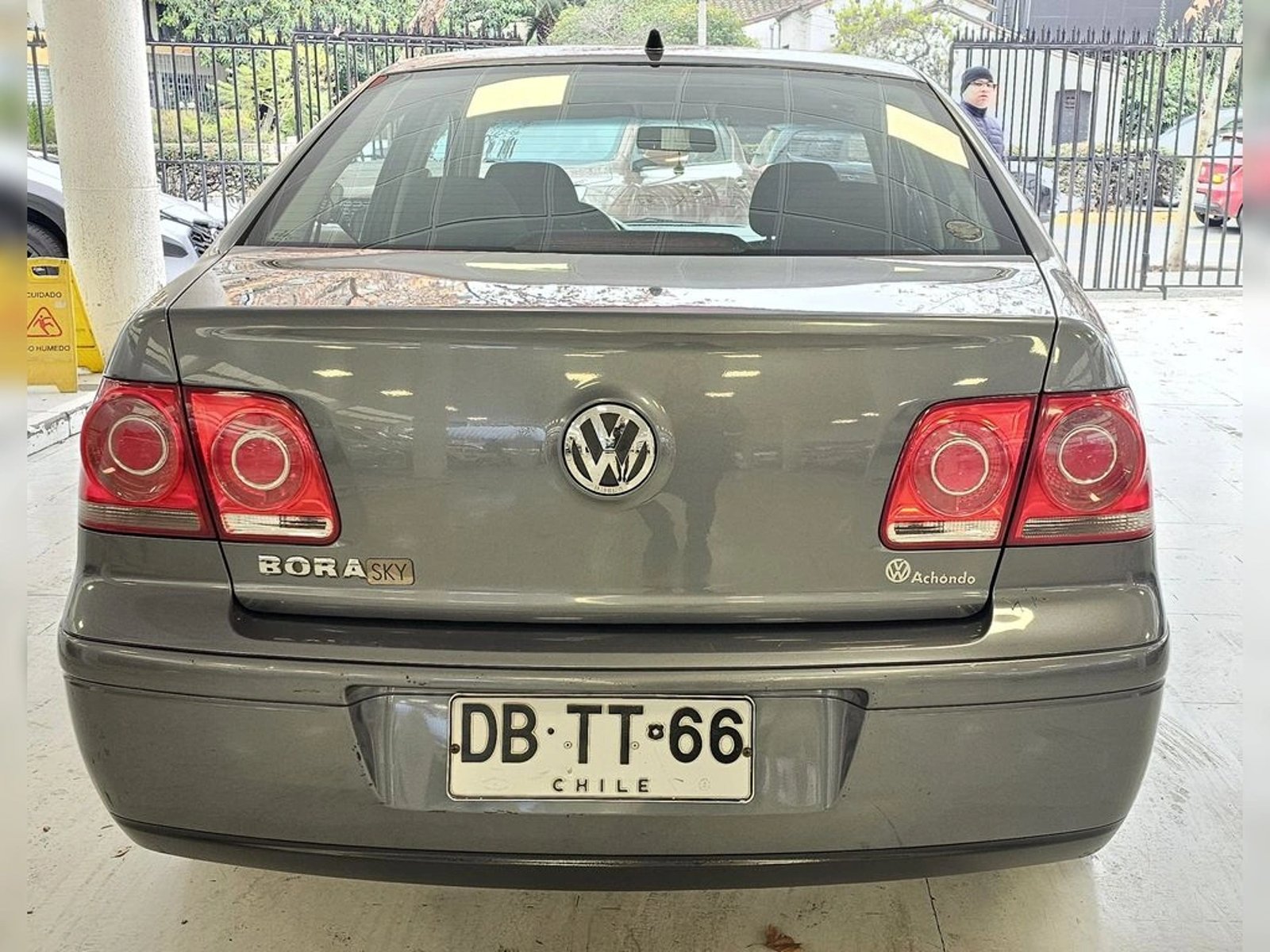Volkswagen BORA A4 TRENDLINE SKY 2011 - Imagen 8 de 20