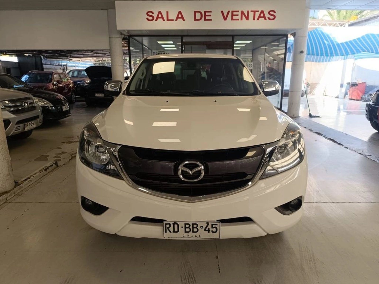 Mazda BT-50 DCAB 4X4 2.2 Mt 2021 - Foto 2 de 14